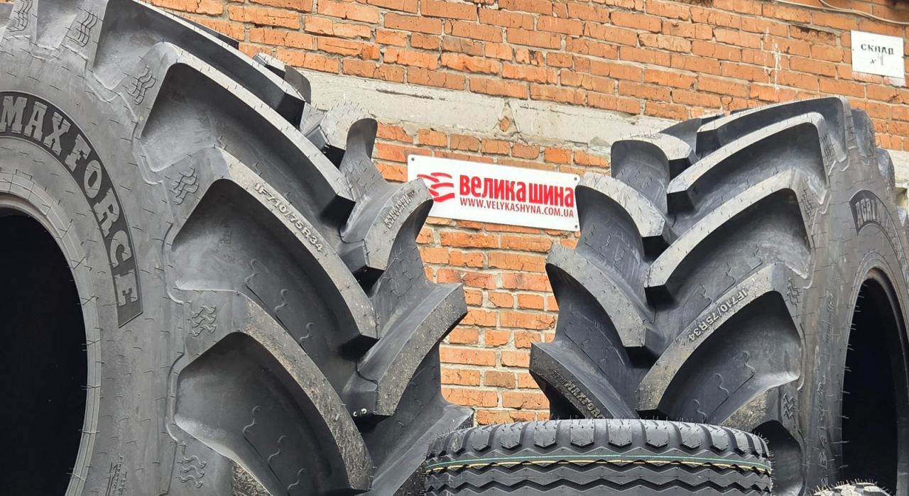 Вивіска ВЕЛИКА ШИНА на складі