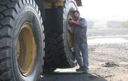 4-otr-tyres.jpg 4-otr-tyres.jpg
